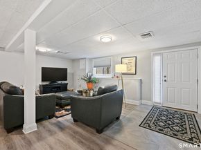 446 Hammerstone Lane B, Stratford CT 06614