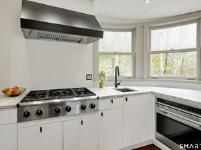 22 Hill Farm Road, Weston CT 06883