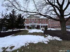 59 Courtland Avenue APT 3B, Stamford CT 06902