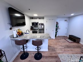 59 Courtland Avenue APT 3B, Stamford CT 06902