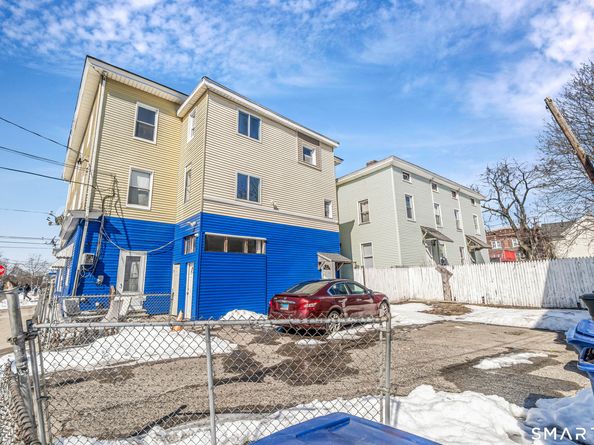 1220 Pembroke Street, Bridgeport CT 06608