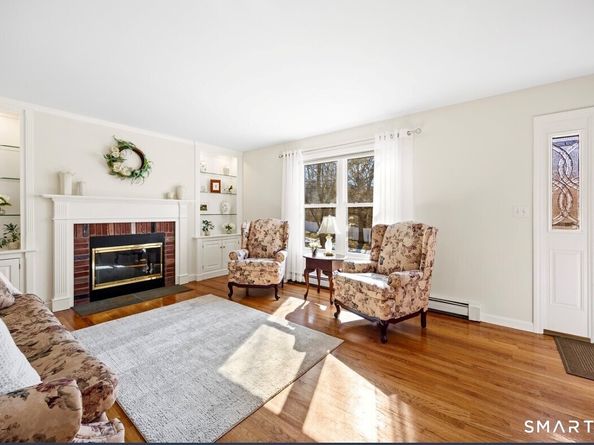 28 Ridge Lane, Shelton CT 06484