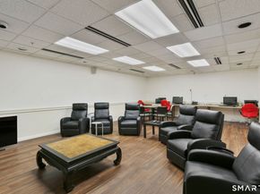 59 Courtland Avenue APT 2T, Stamford CT 06902