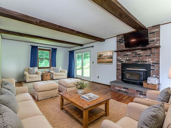 159 State Route 37, New Fairfield CT 06812