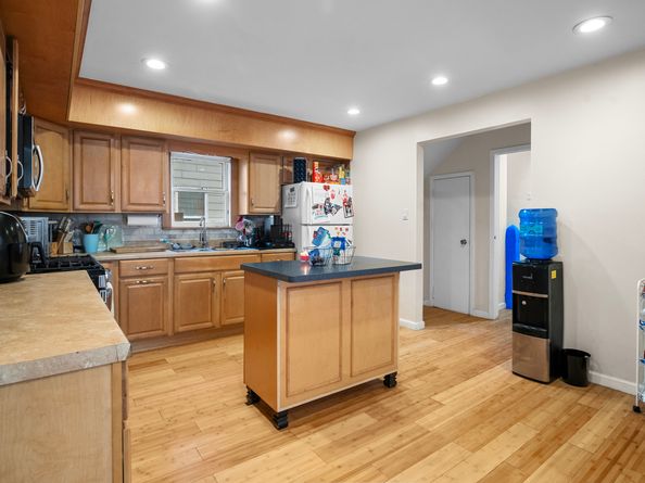 369 Park Street, Bridgeport CT 06608
