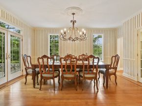 7 Jackson Court, Ridgefield CT 06877