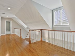 7 Jackson Court, Ridgefield CT 06877