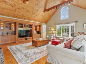 7 Jackson Court, Ridgefield CT 06877
