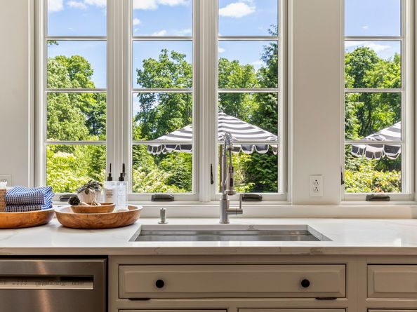 40 Oenoke Ridge, New Canaan CT 06840