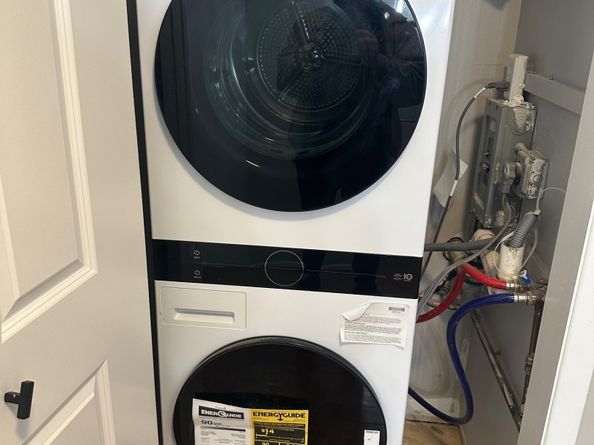 200 Woodmont Avenue APT 100, Bridgeport CT 06606