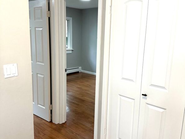 200 Woodmont Avenue APT 100, Bridgeport CT 06606