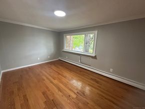 200 Woodmont Avenue APT 100, Bridgeport CT 06606