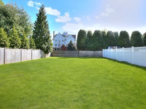 450 Penfield Road, Fairfield CT 06824