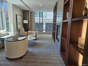 355 1st Street S207, San Francisco CA 94105