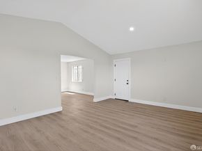 3251 Hyde Street, Oakland CA 94601