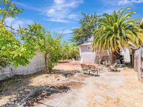 3233 Ellis Street, Berkeley CA 94703