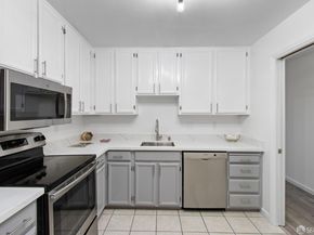 1461 Broadway Street 205, San Francisco CA 94109
