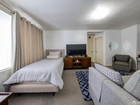 15 Russia Avenue, San Francisco CA 94112