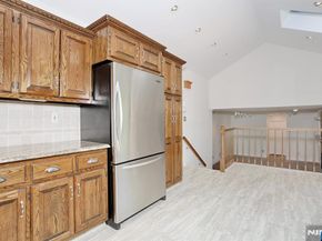 517 Pine Hill Road, Leonia NJ 07605