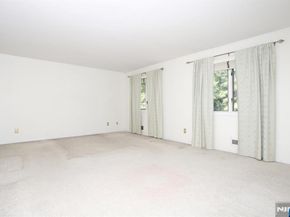 517 Pine Hill Road, Leonia NJ 07605