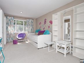 517 Pine Hill Road, Leonia NJ 07605