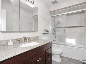 517 Pine Hill Road, Leonia NJ 07605