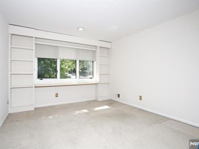 517 Pine Hill Road, Leonia NJ 07605