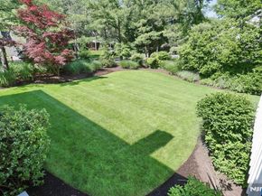 517 Pine Hill Road, Leonia NJ 07605
