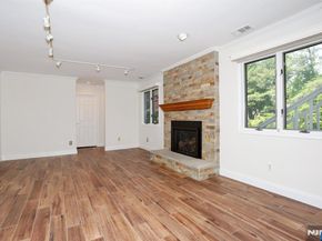 517 Pine Hill Road, Leonia NJ 07605