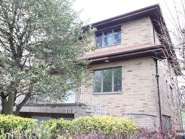 1359 15th Street, Fort Lee NJ 07024