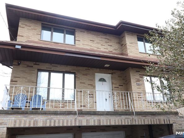 1359 15th Street, Fort Lee NJ 07024