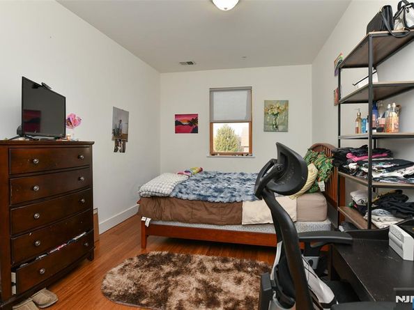 1957 Kennedy Boulevard, Jersey City NJ 07305