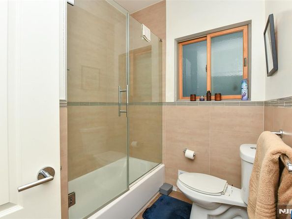 1957 Kennedy Boulevard, Jersey City NJ 07305