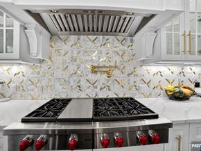 1096 Briar Way, Fort Lee NJ 07024