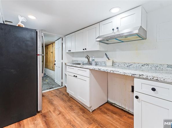 6016 Monroe Place, West New York NJ 07093