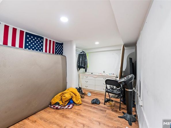 6016 Monroe Place, West New York NJ 07093