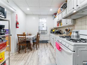 6016 Monroe Place, West New York NJ 07093