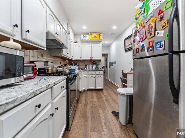 6016 Monroe Place, West New York NJ 07093