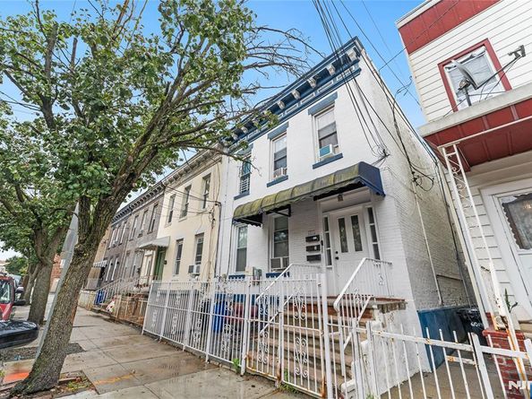 6016 Monroe Place, West New York NJ 07093