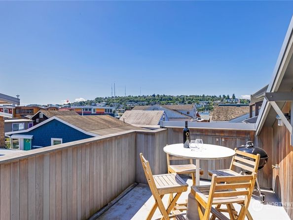 2351 Fairview Avenue E A, Seattle WA 98102