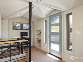 2351 Fairview Avenue E A, Seattle WA 98102