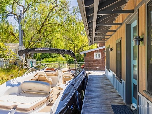 2351 Fairview Avenue E A, Seattle WA 98102