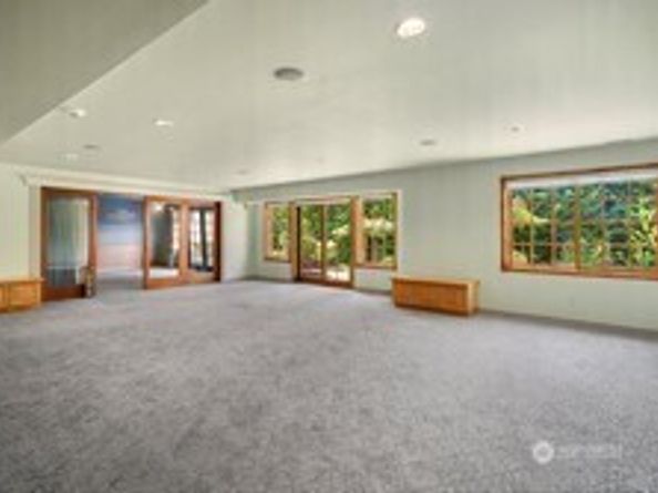 6529 161st Place SE, Bellevue WA 98006