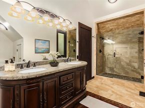 7516 230th Avenue NE, Redmond WA 98053