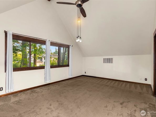 7516 230th Avenue NE, Redmond WA 98053