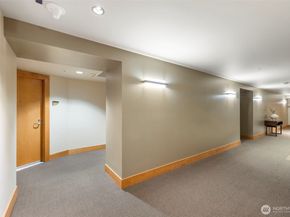10650 NE 9th Place 1120, Bellevue WA 98004