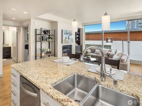 10650 NE 9th Place 1120, Bellevue WA 98004