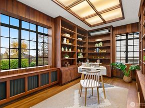 1994 Shenandoah Drive E, Seattle WA 98112