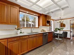 1994 Shenandoah Drive E, Seattle WA 98112