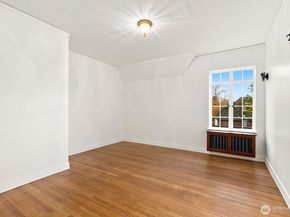 1994 Shenandoah Drive E, Seattle WA 98112